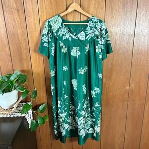 Vintage Only Necessities Vintage Green Floral Satin Nightgown Floral Cottagecore